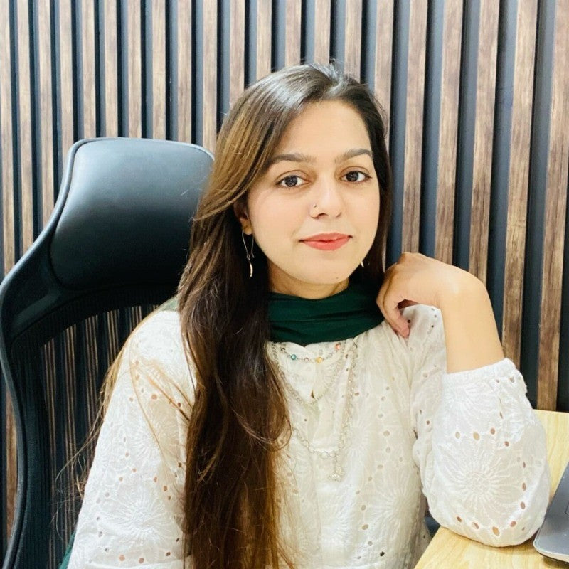 Dr. Amna